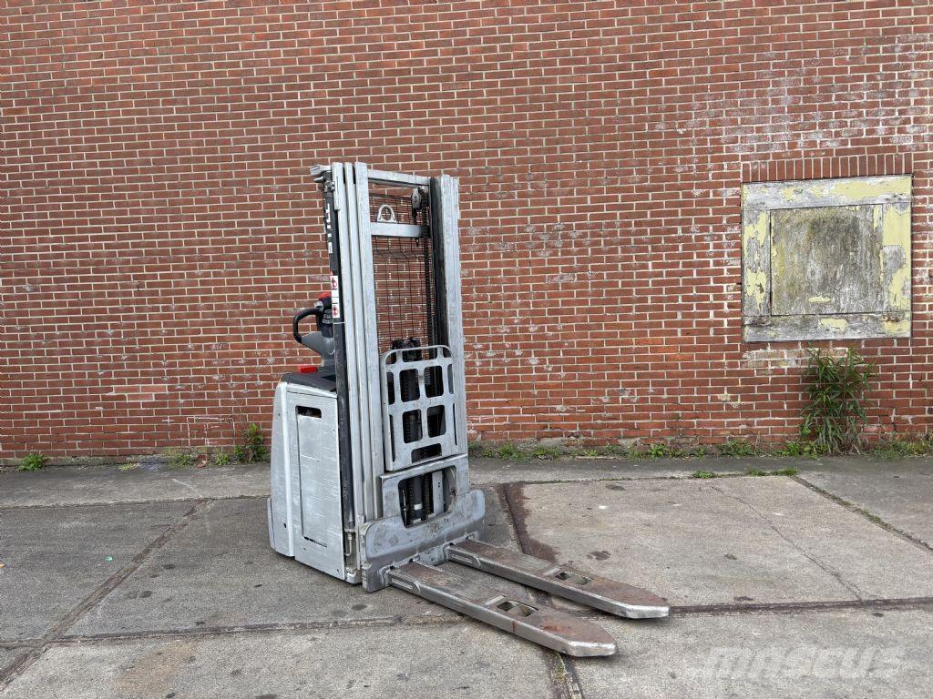 Still EXV 14 Παλετοφόρα πεζού χειριστή με ιστό