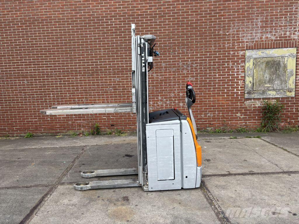 Still EXV 14 Παλετοφόρα πεζού χειριστή με ιστό