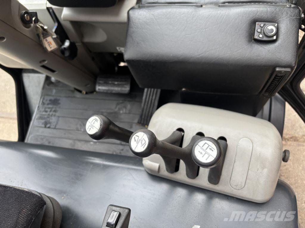 Still R60-35 Ηλεκτρικά περονοφόρα ανυψωτικά κλαρκ