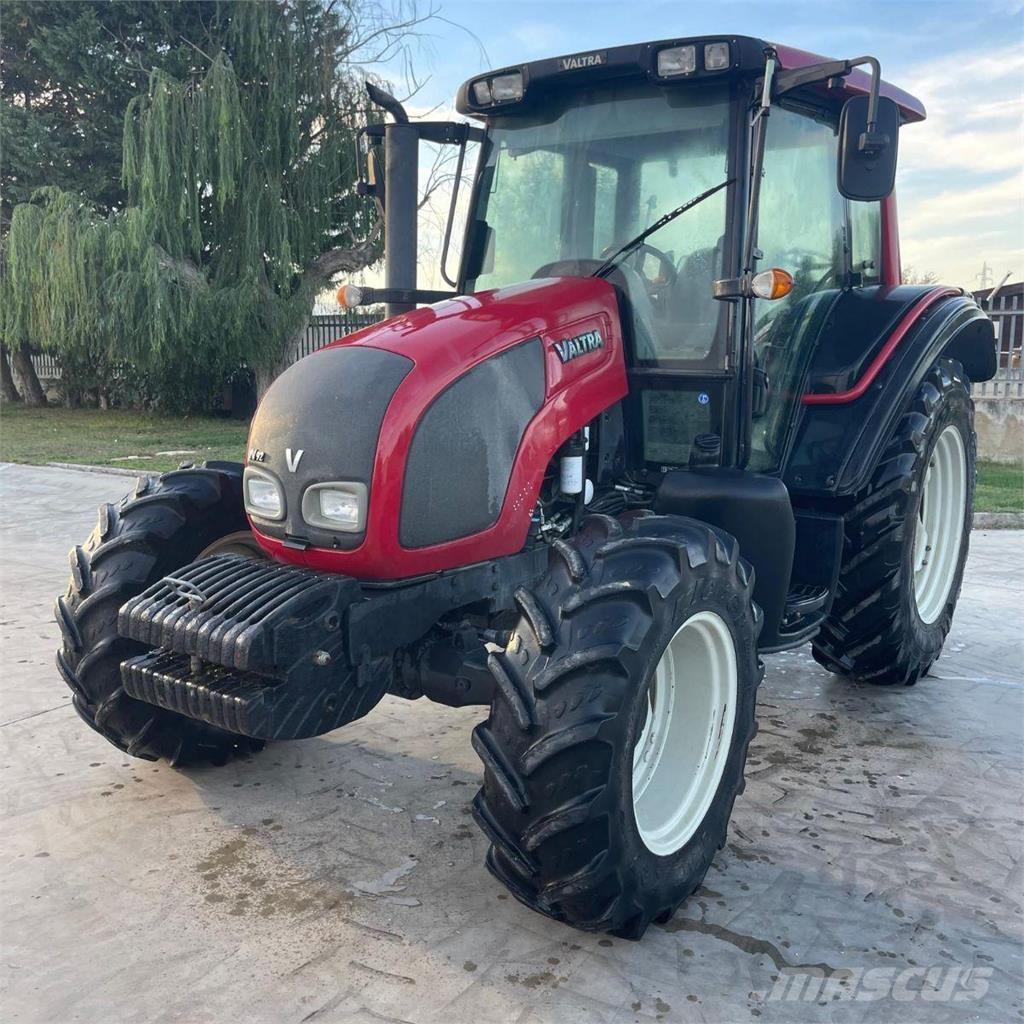 Valtra N92 Τρακτέρ