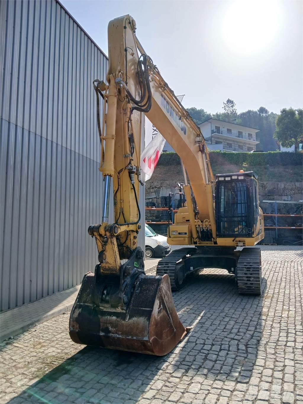 Komatsu PC210NLC-11 Εκσκαφείς με ερπύστριες