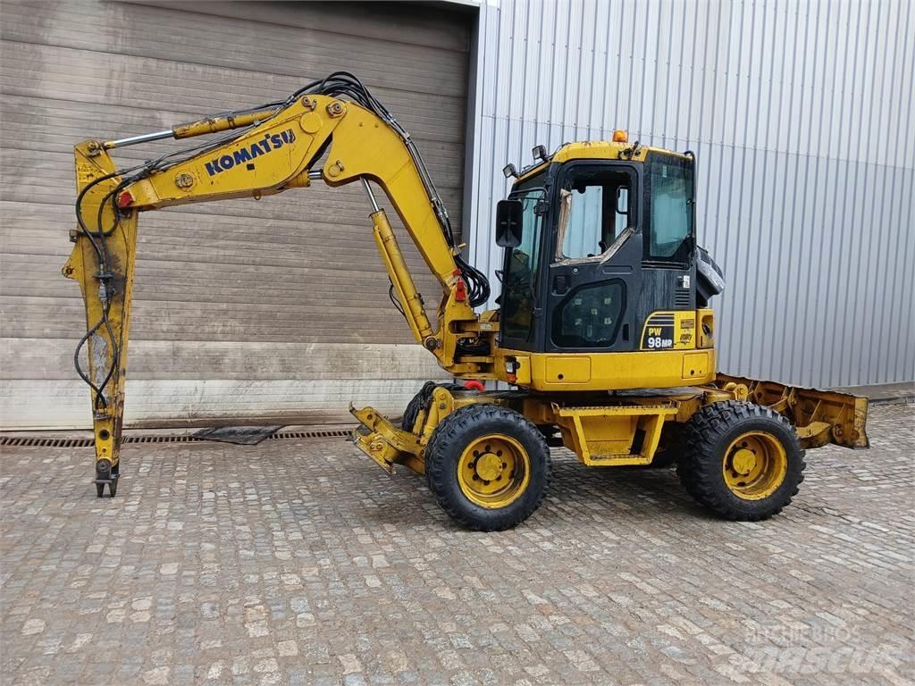 Komatsu PW98MR-6 Εκσκαφείς με τροχούς - λάστιχα