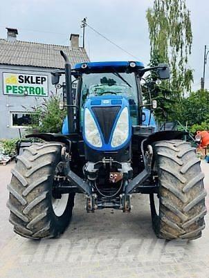 New Holland T7.210RC Τρακτέρ