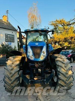 New Holland T7030 Τρακτέρ