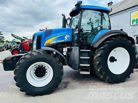 New Holland T8020 Τρακτέρ