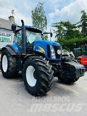 New Holland T8020 Τρακτέρ