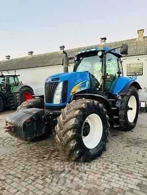 New Holland T8040 Τρακτέρ