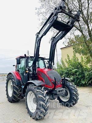 Valtra N104 Τρακτέρ
