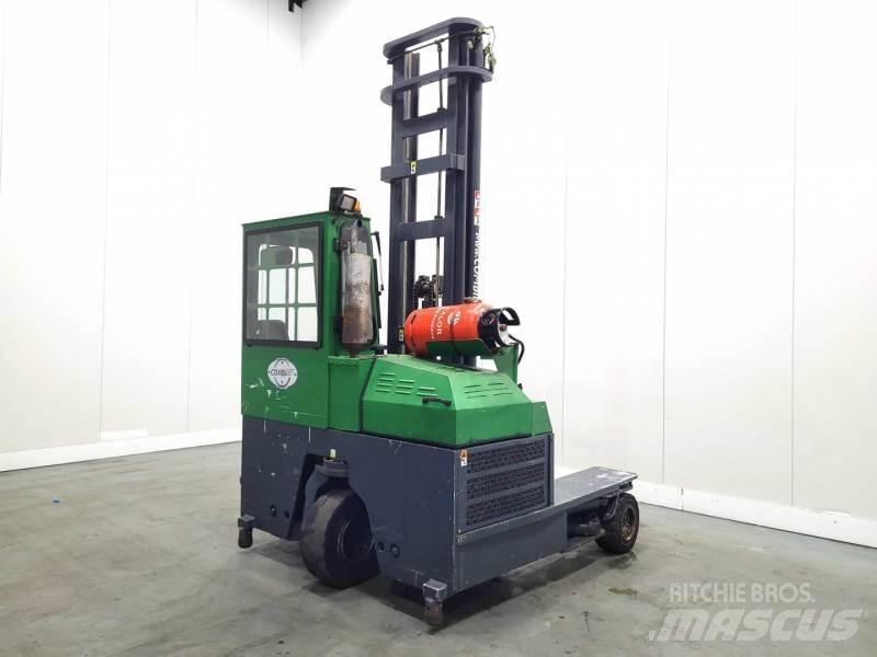 Combilift C4000 Ανυψωτικά στενών δρόμων 4 κατευθύνσεων