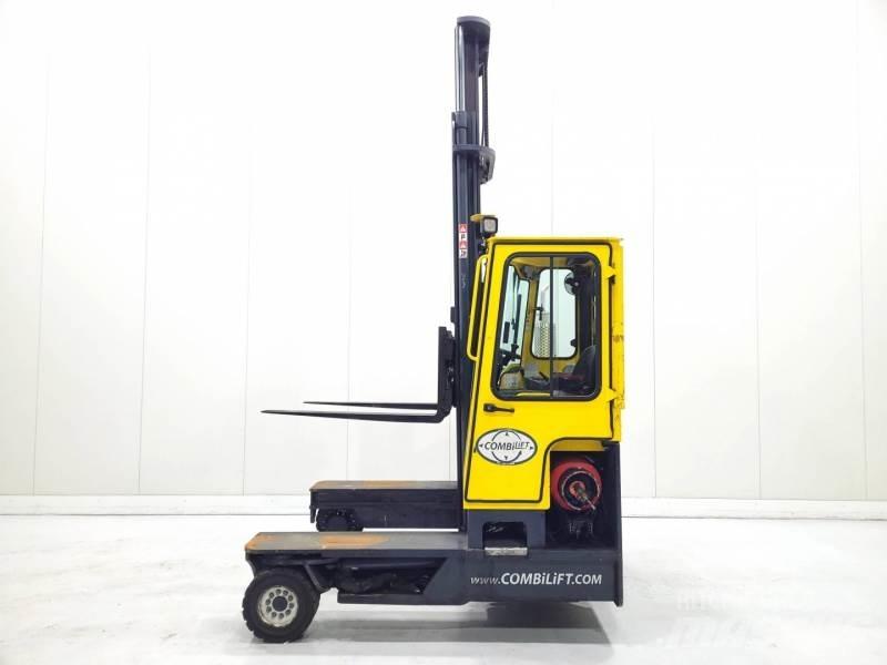 Combilift C4000 Ανυψωτικά στενών δρόμων 4 κατευθύνσεων