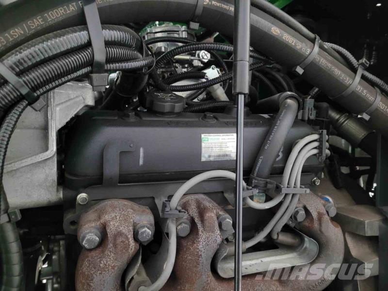 Combilift C8000 GAS Ανυψωτικά στενών δρόμων 4 κατευθύνσεων