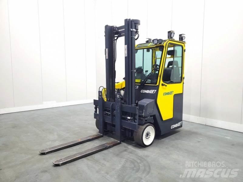 Combilift CB4000 Ανυψωτικά στενών δρόμων 4 κατευθύνσεων