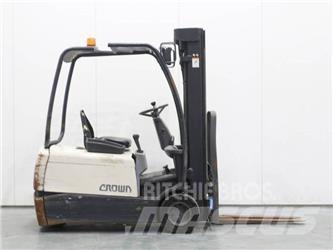 Crown SC3018 Περονοφόρα ανυψωτικά κλαρκ - άλλα