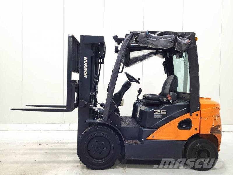 Doosan D25S-7 Πετρελαιοκίνητα Κλαρκ