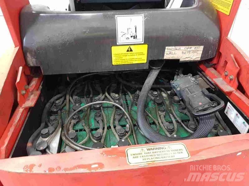Flexi EURO AC Ανυψωτήρας στενών διαδρόμων