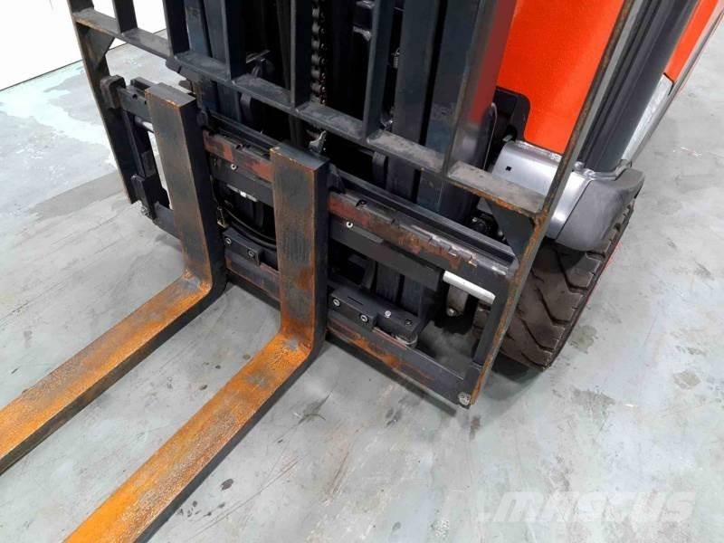 Linde E20PH-02 386 Ηλεκτρικά περονοφόρα ανυψωτικά κλαρκ