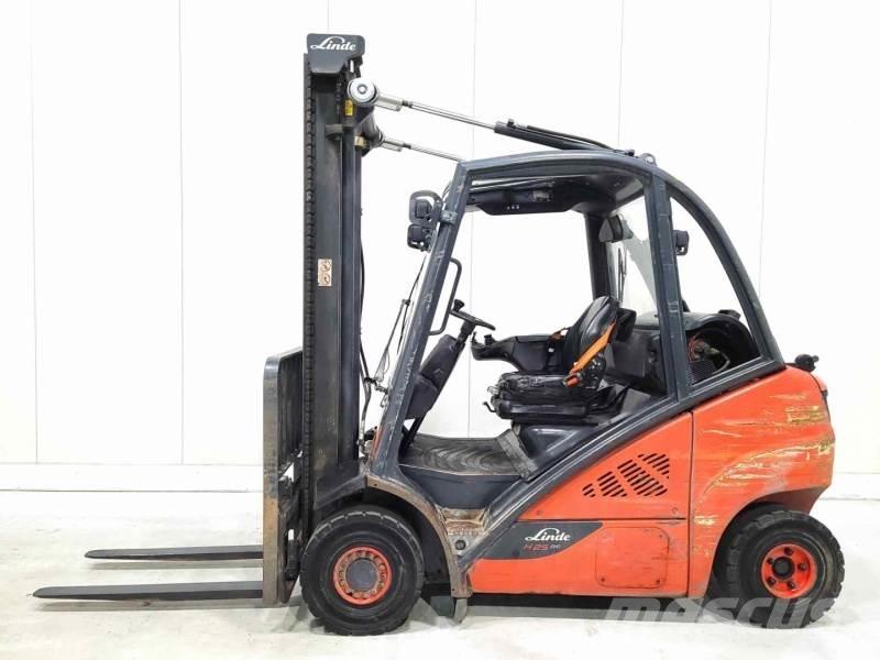 Linde H25T-02 Περονοφόρα ανυψωτικά κλαρκ με φυσικό αέριο LPG