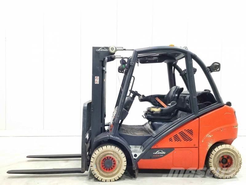 Linde H25T-02 Περονοφόρα ανυψωτικά κλαρκ με φυσικό αέριο LPG