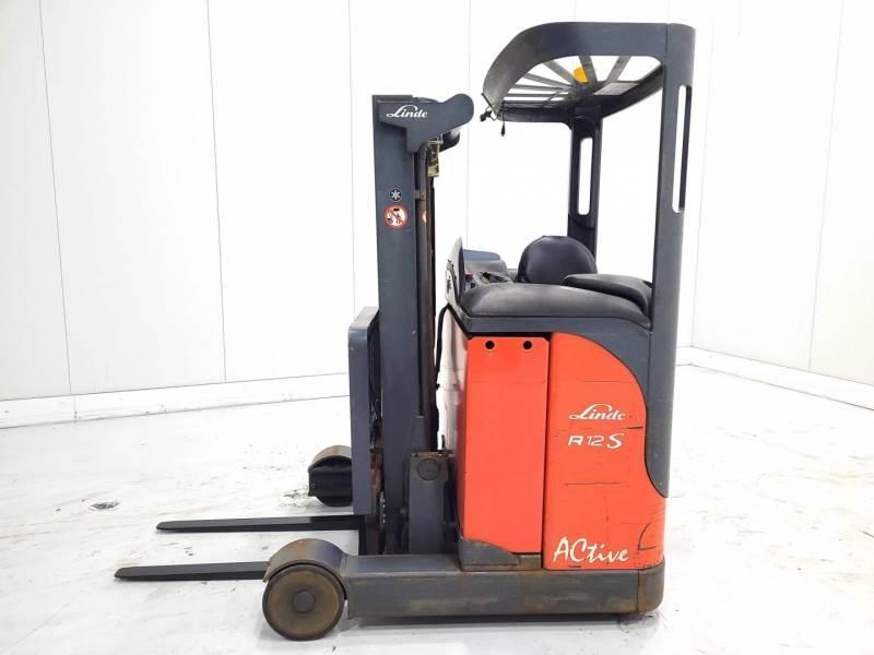 Linde R12 Ανυψωτικά στενών δρόμων