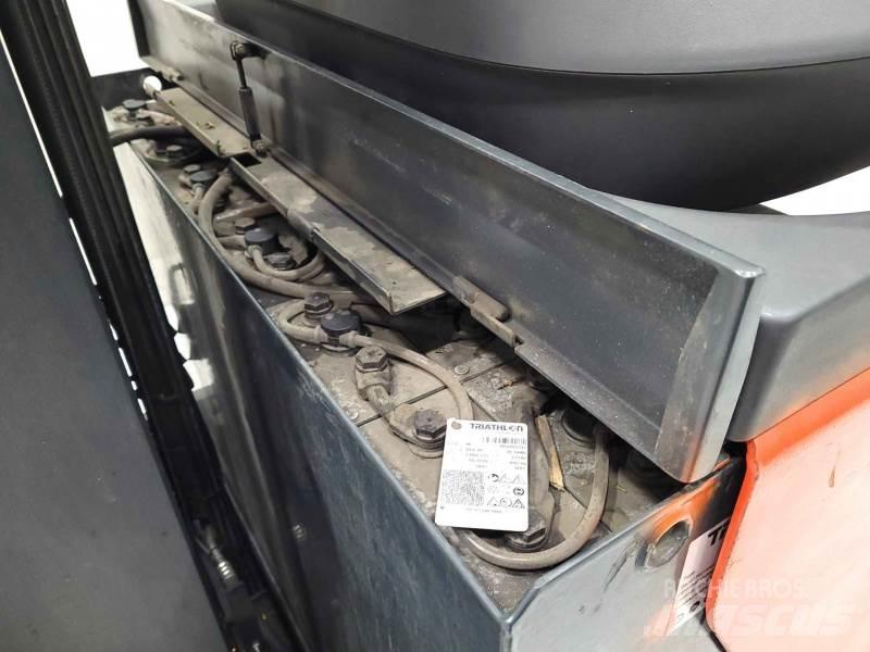 Linde R16HD-01 1120 Ανυψωτικά στενών δρόμων