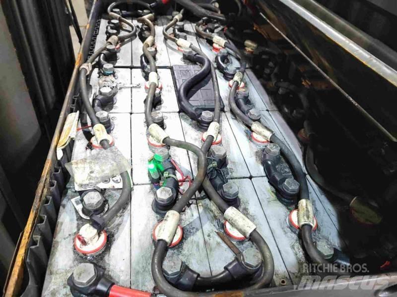 Linde R16N-01 Ανυψωτικά στενών δρόμων