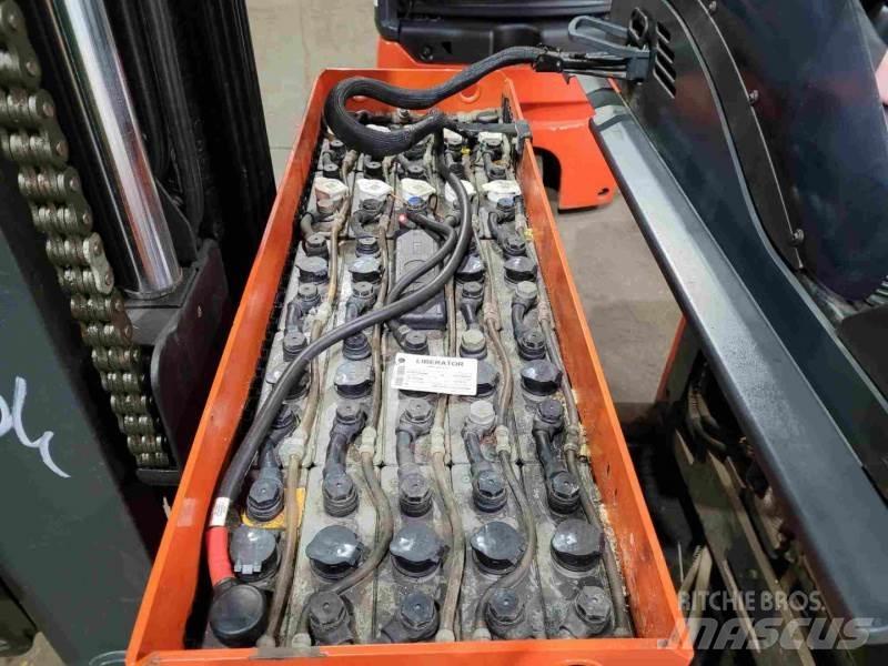 Linde R16SN-12 Ανυψωτικά στενών δρόμων