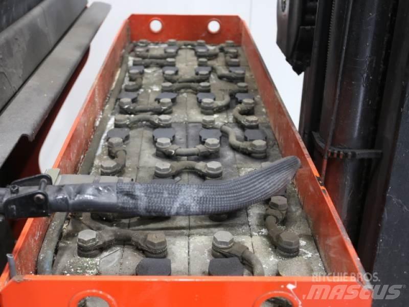 Linde R20-01 1120 Ανυψωτικά στενών δρόμων