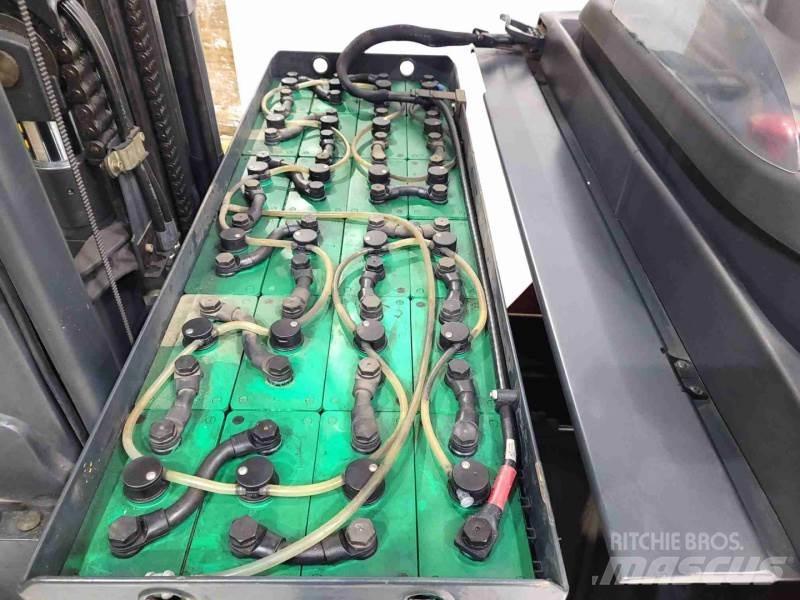 Linde R20G-01 1120 Ανυψωτικά στενών δρόμων