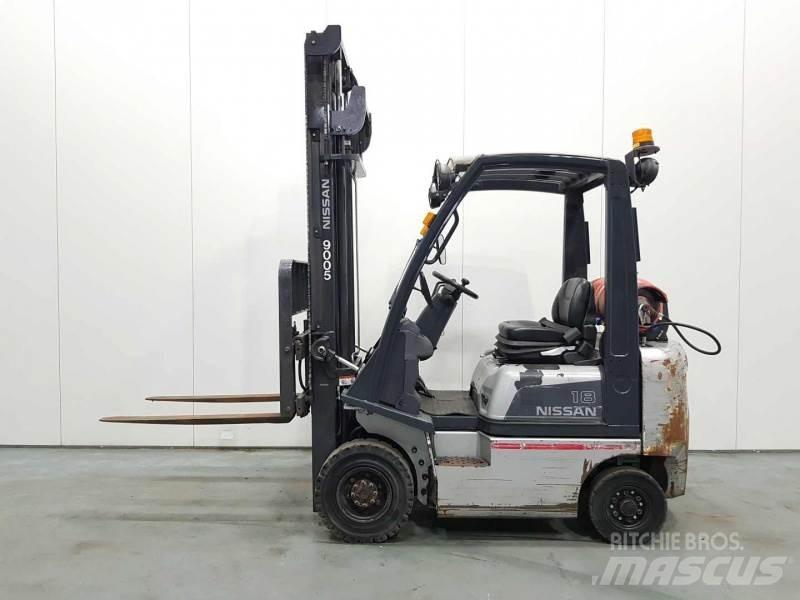 Nissan P1D1A18LQ Περονοφόρα ανυψωτικά κλαρκ με φυσικό αέριο LPG
