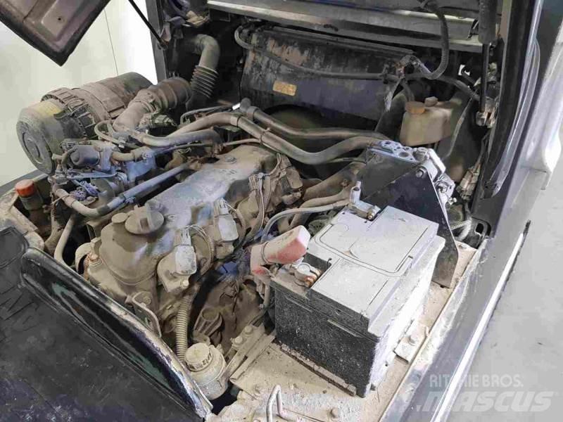 Nissan U1D272520 Περονοφόρα ανυψωτικά κλαρκ με φυσικό αέριο LPG