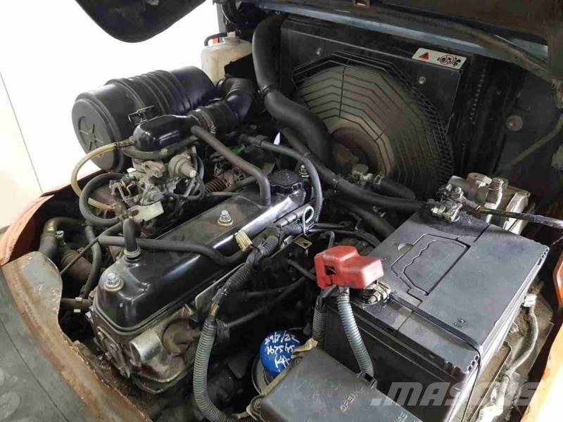 Toyota 42-7FGF15 Περονοφόρα ανυψωτικά κλαρκ με φυσικό αέριο LPG