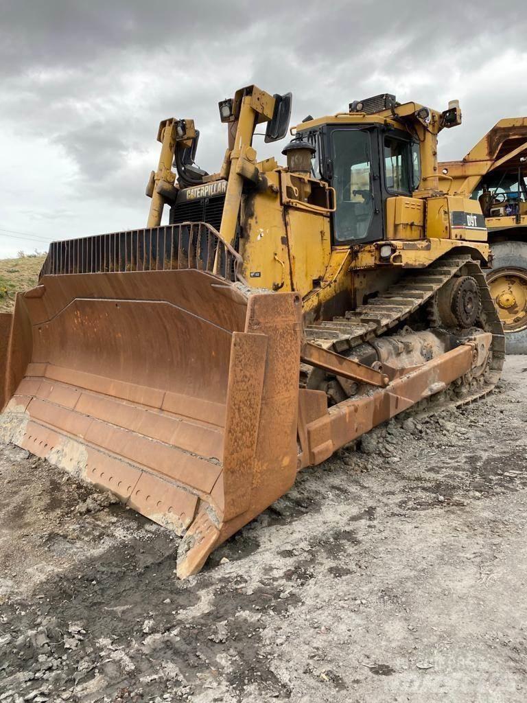 CAT D9T Μπουλντόζες με ερπύστριες