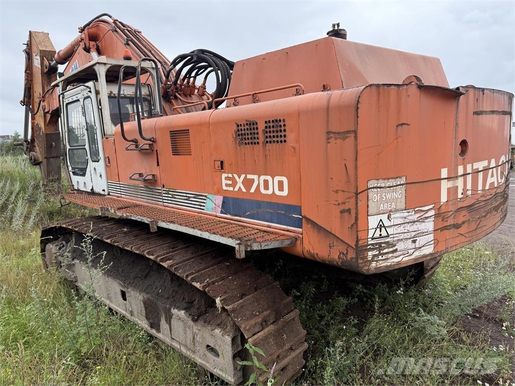 Hitachi EX700 Εκσκαφείς με ερπύστριες