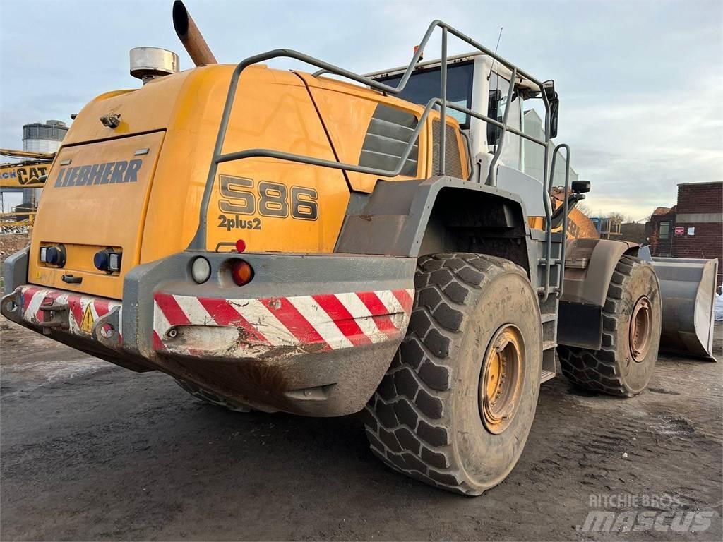 Liebherr L586 Φορτωτές με λάστιχα (Τροχοφόροι)