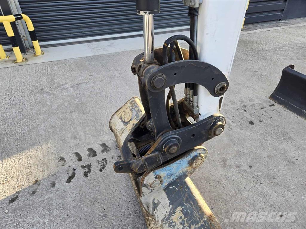 Bobcat E27 Εκσκαφάκι (διαβολάκι) < 7t