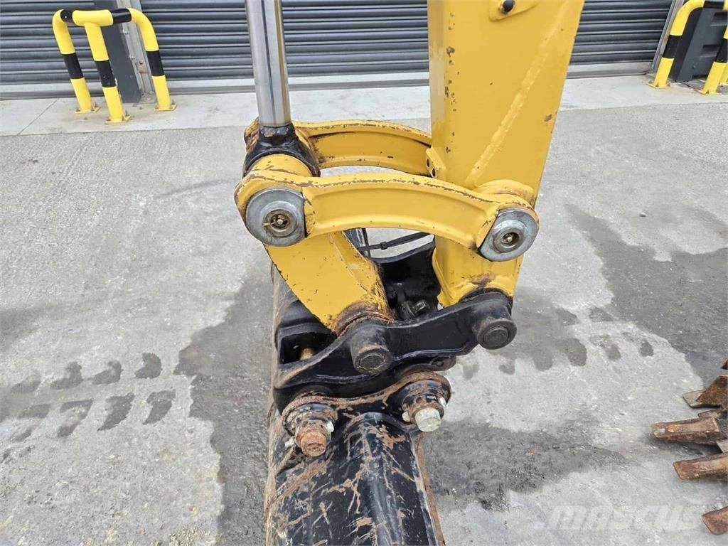CAT 302.7 Εκσκαφάκι (διαβολάκι) < 7t