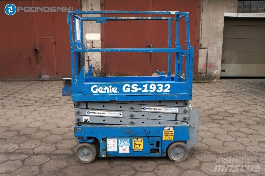 Genie 1932 Ανυψωτήρες ψαλιδωτής άρθρωσης