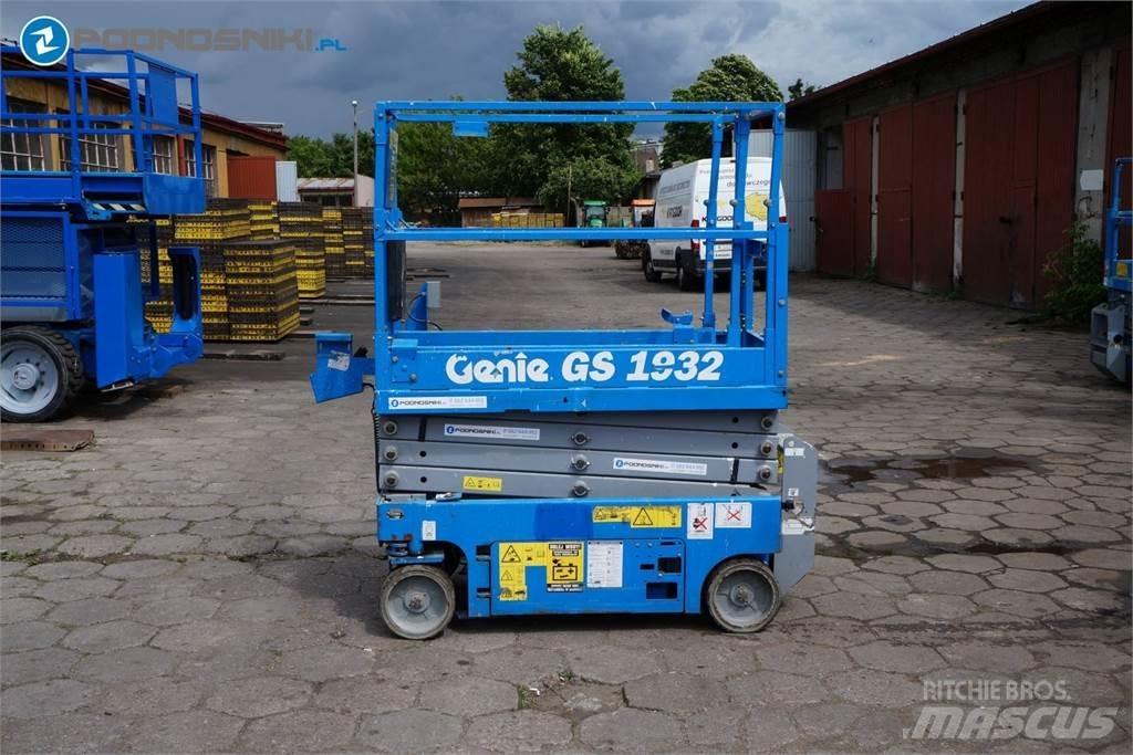 Genie 1932 Ανυψωτήρες ψαλιδωτής άρθρωσης