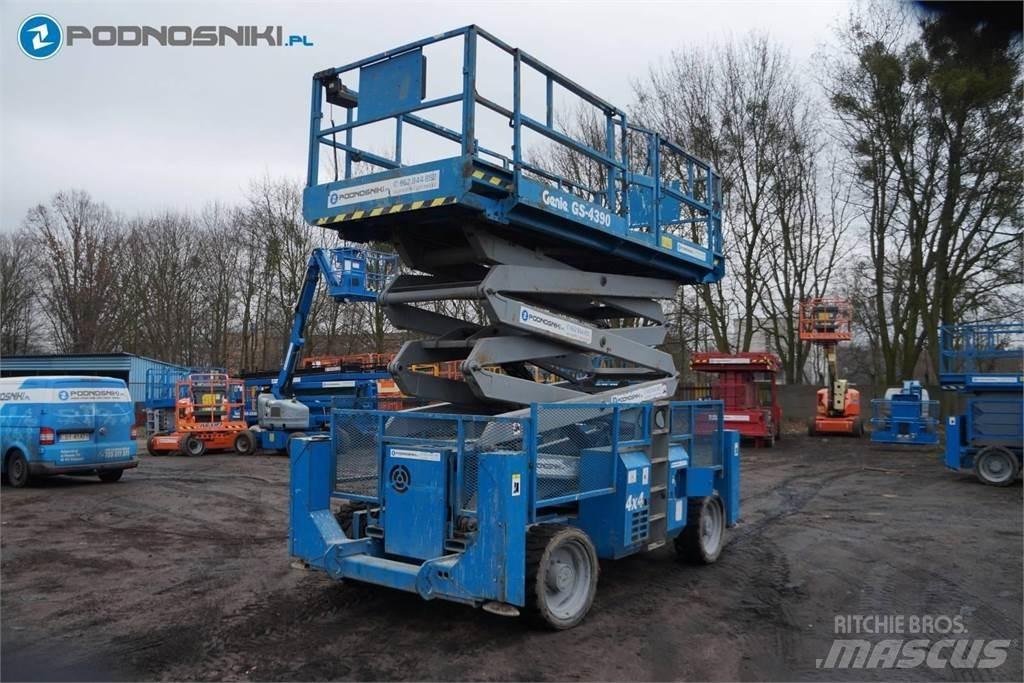 Genie 4390 Ανυψωτήρες ψαλιδωτής άρθρωσης