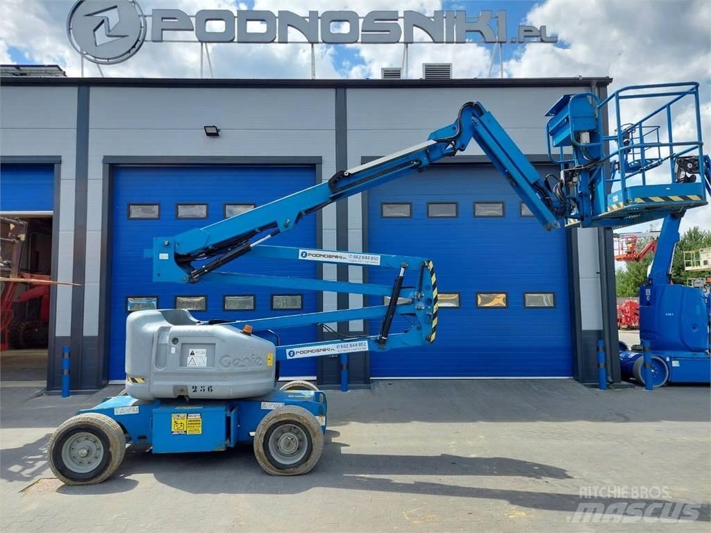 Genie Z-45/25J DC Ανυψωτήρες με αρθρωτό βραχίονα