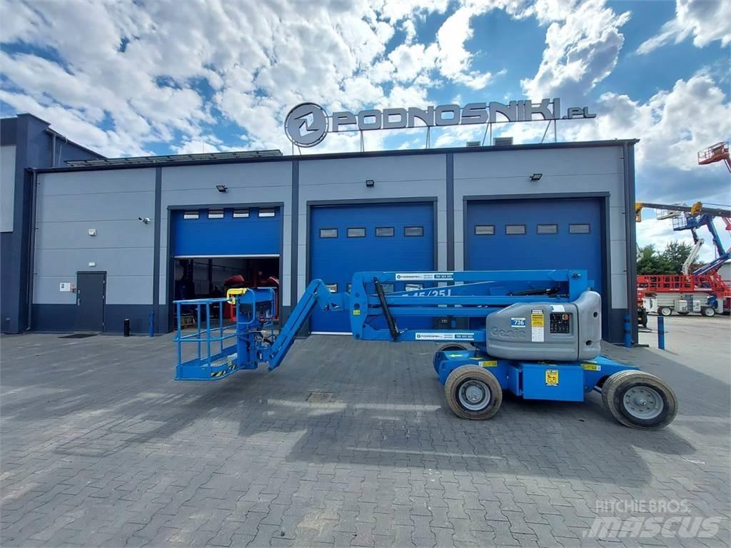 Genie Z-45/25J DC Ανυψωτήρες με αρθρωτό βραχίονα