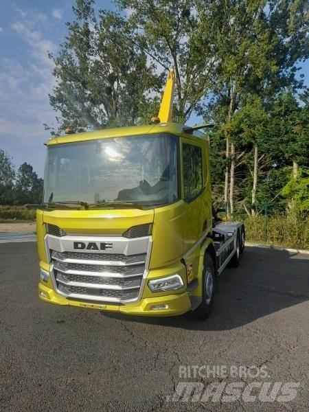 DAF XD Φορτηγά με γερανό & γάτζο
