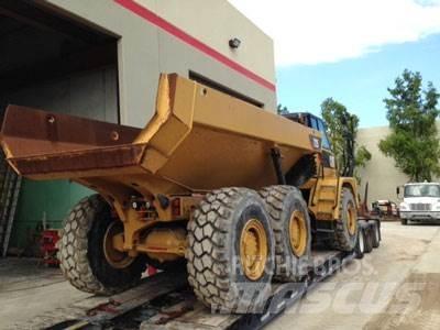 CAT 725 Σπαστό Dump Truck ADT
