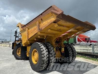 CAT 770G Άκαμπτα Dumper με ανατρεπόμενο κάδο