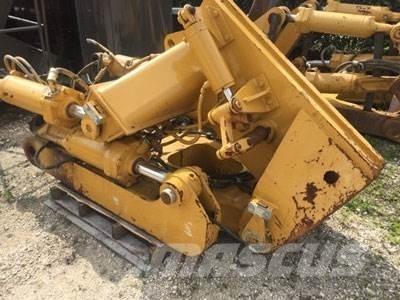 CAT D8T Ripper, S/S Άλλα εξαρτήματα