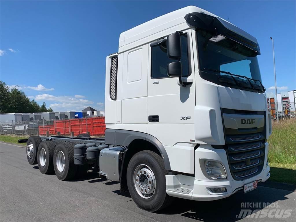 DAF XF 430 8x4*4 Φορτηγά Σασί