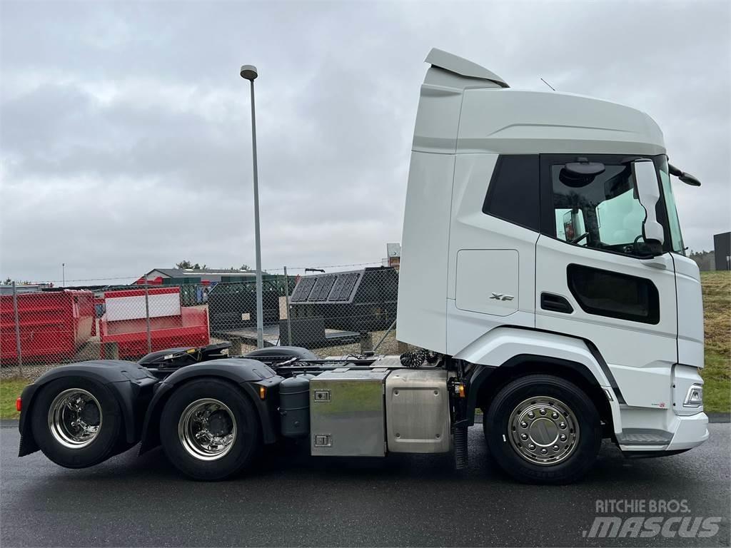 DAF XF530 FTS 6x2 Τράκτορες