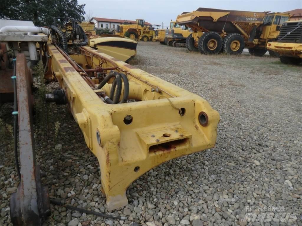 CAT 735 Σασί - πλαίσιο