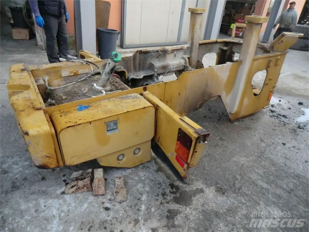 CAT 928G Σασί - πλαίσιο