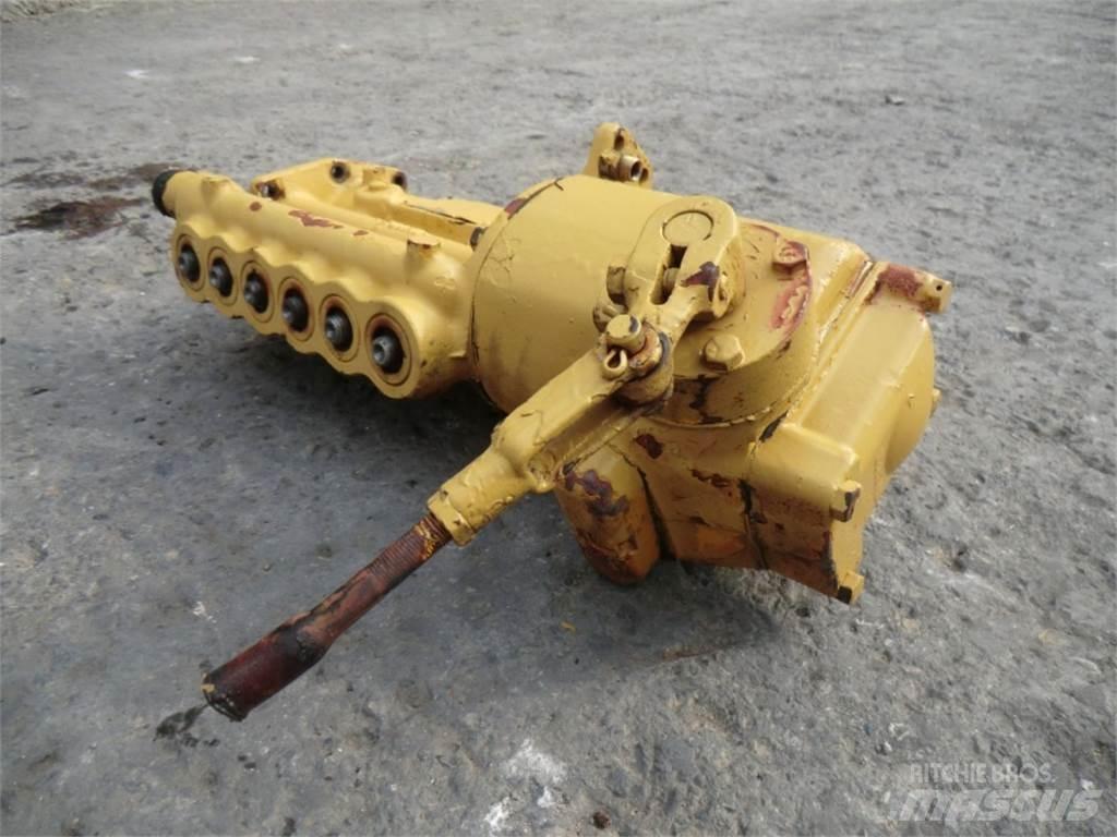 CAT D333 Κινητήρες